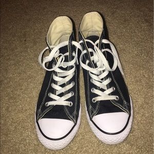 Black high top converse